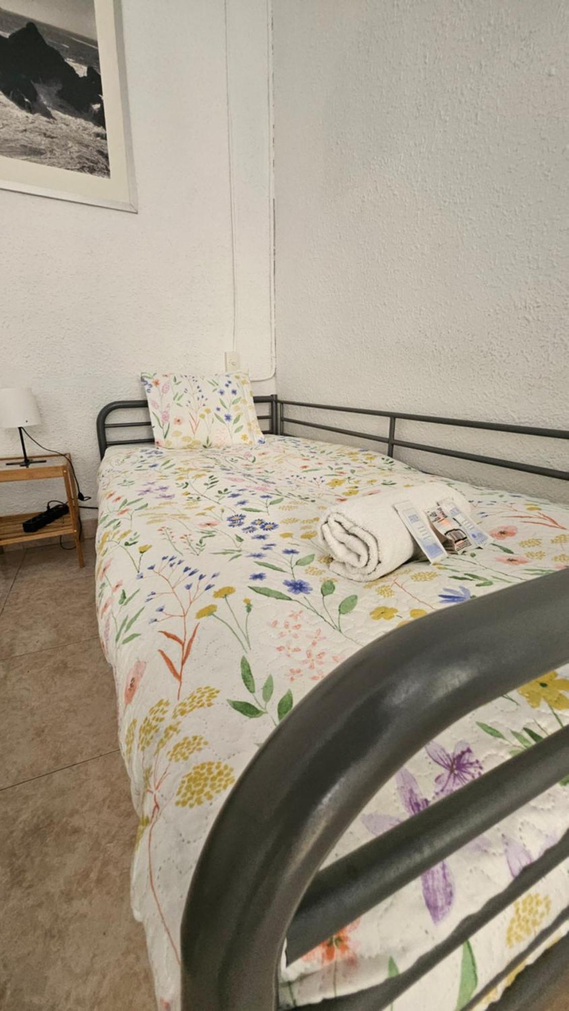 Youth Hostel - Central And Basic Drassanes Barselona Dış mekan fotoğraf