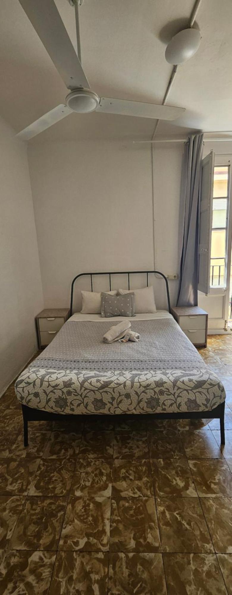 Youth Hostel - Central And Basic Drassanes Barselona Dış mekan fotoğraf