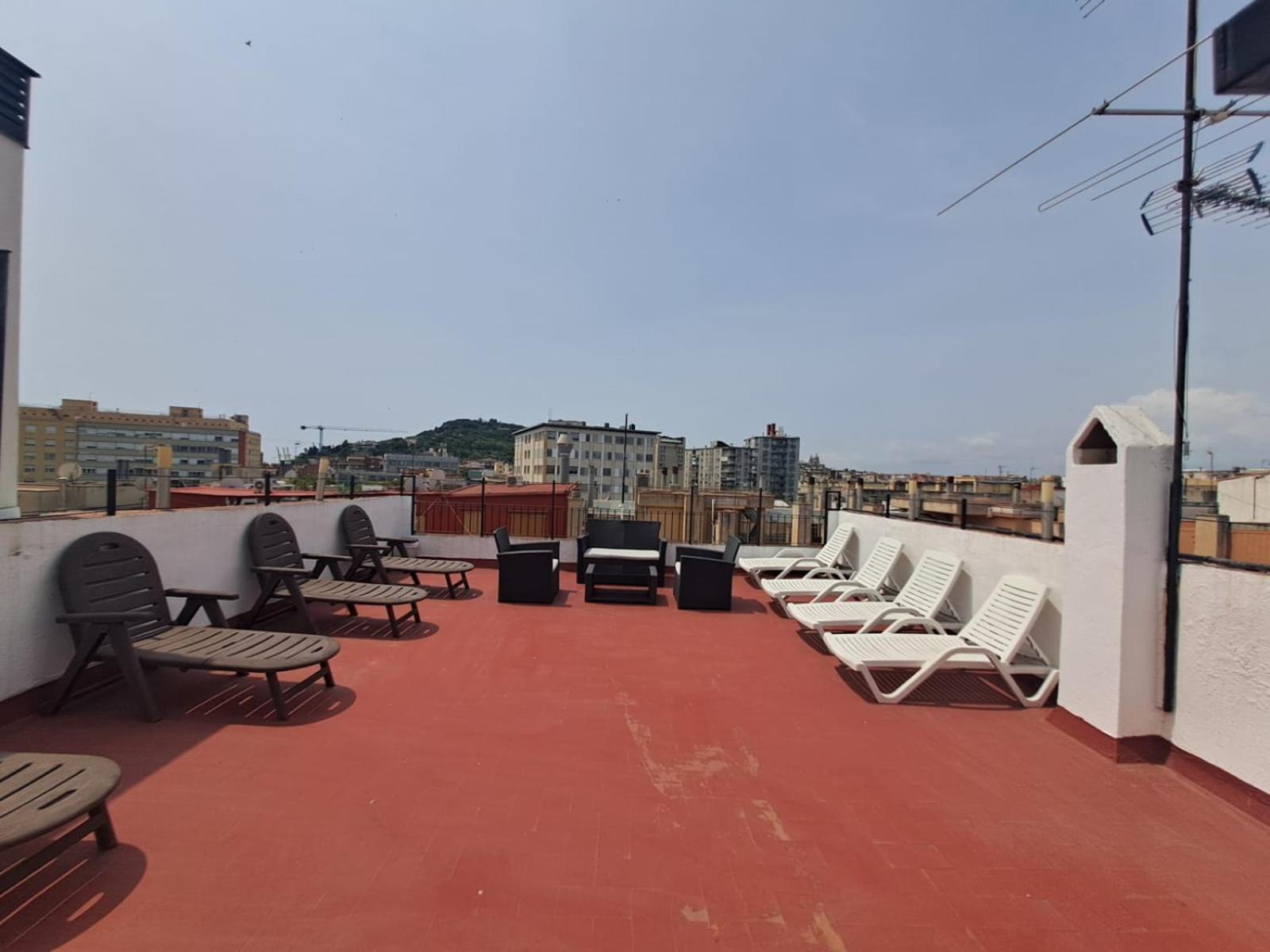 Youth Hostel - Central And Basic Drassanes Barselona Dış mekan fotoğraf